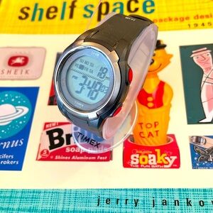 Sports Timex 170 years 24- hour chronograph 50m water-resistant, 2 time zones